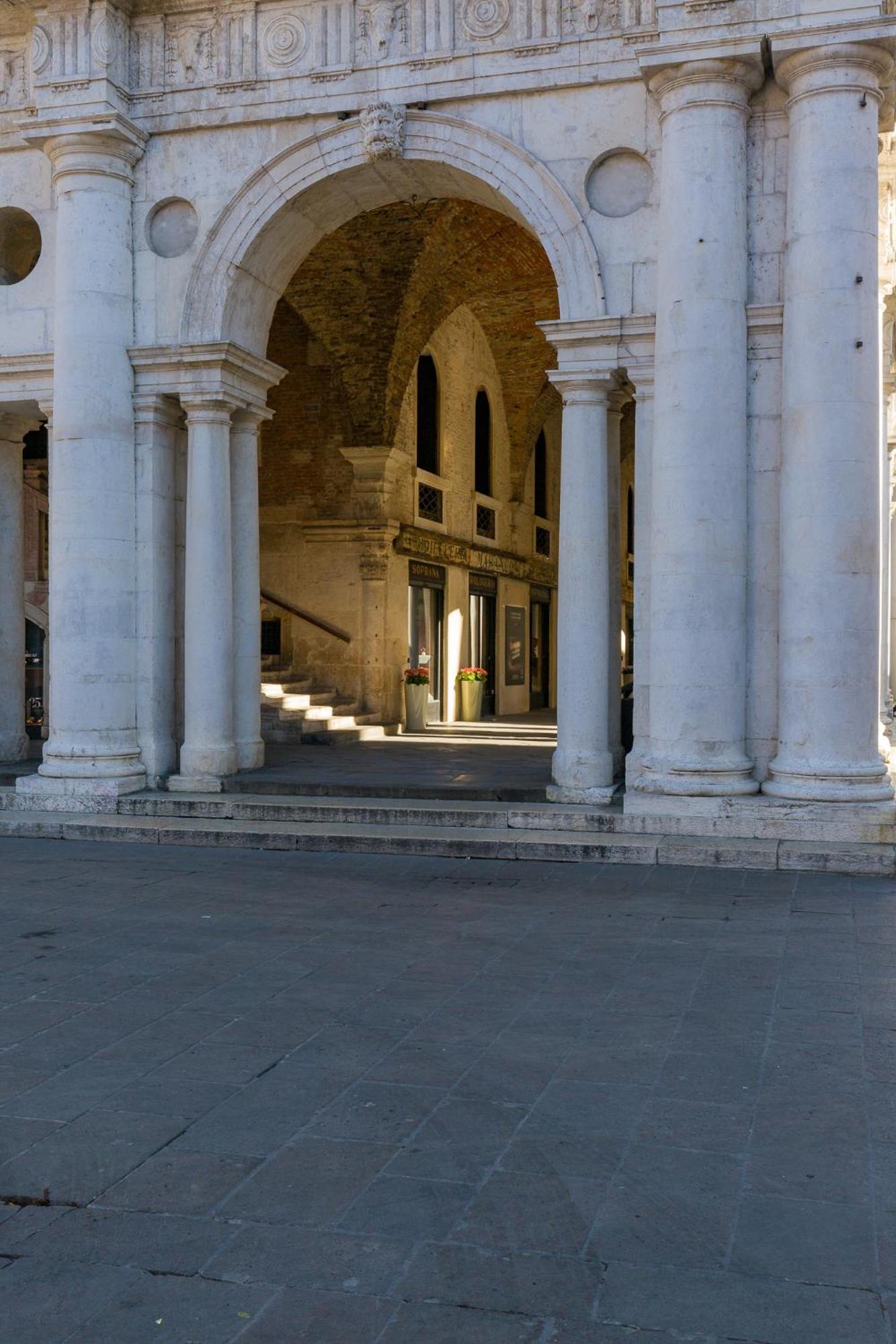 Il Campanile Lägenhet Vicenza Exteriör bild